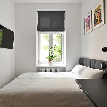 Lovely Studio Apartment In The Heart Of Riga Exterior photo
