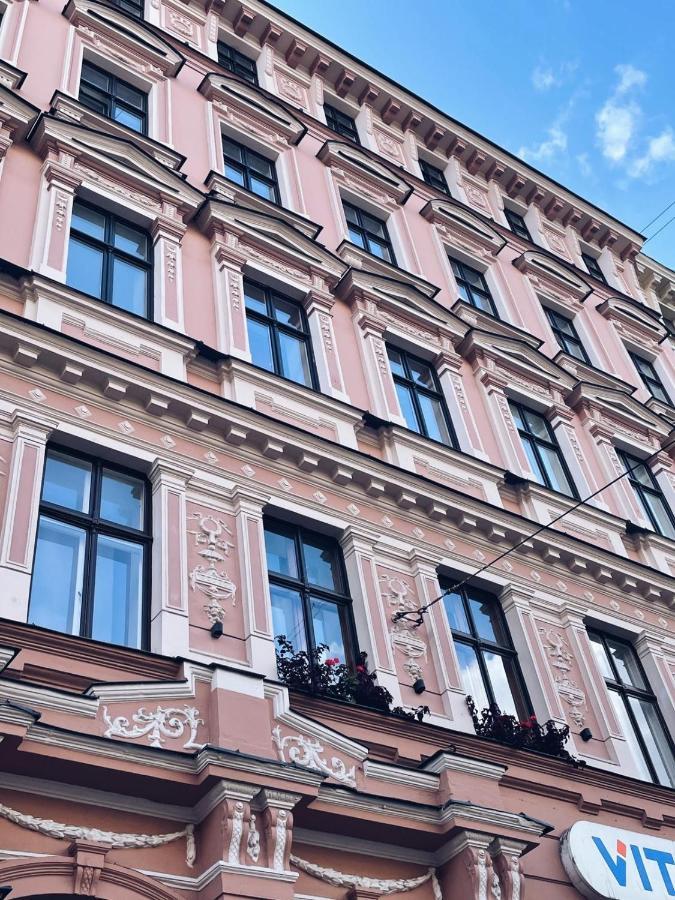 Lovely Studio Apartment In The Heart Of Riga Exterior photo