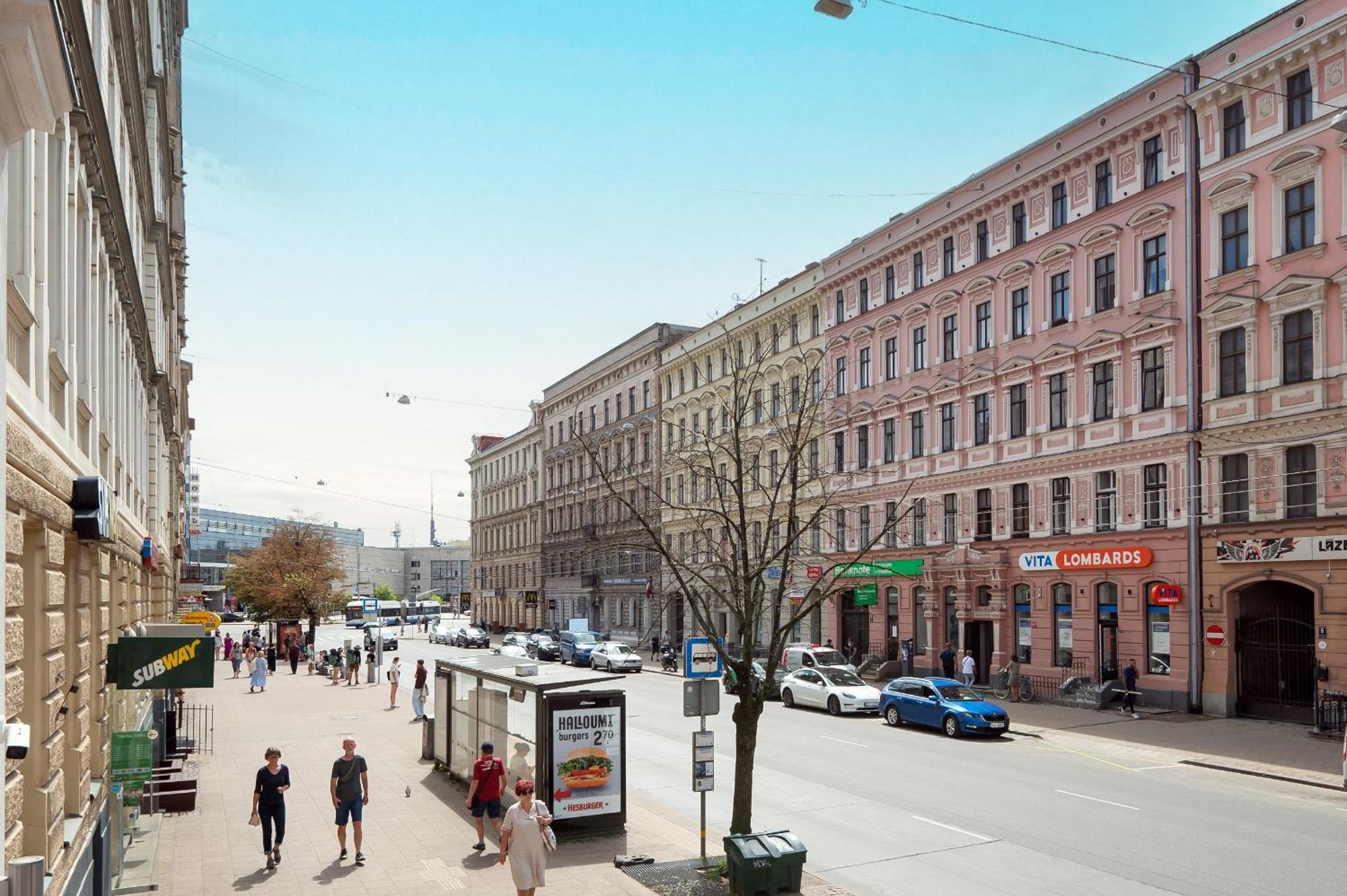 Lovely Studio Apartment In The Heart Of Riga Exterior photo